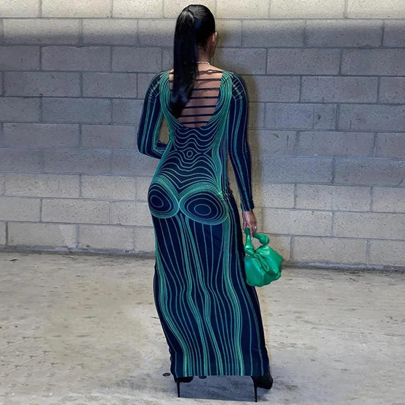 Elegant Style Backless Slim Fit Round Neck Long Sleeved Dress