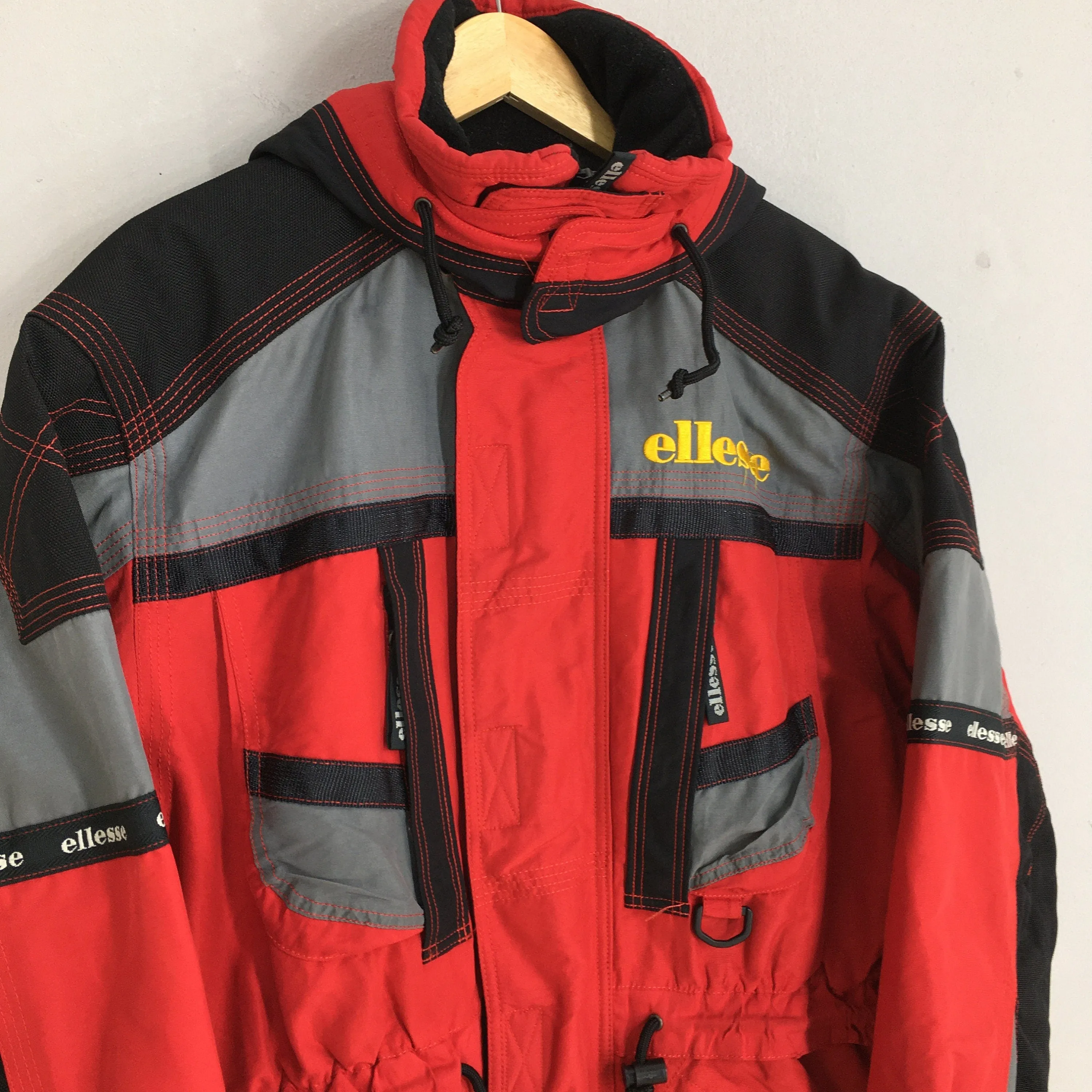 Ellesse Ski Wear Red Hoodie Jacket Medium