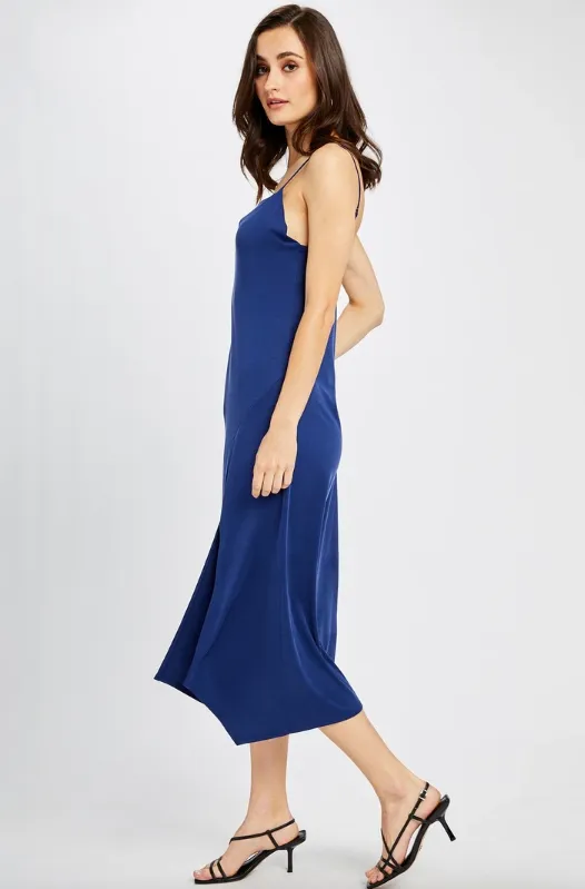 Fria Dress