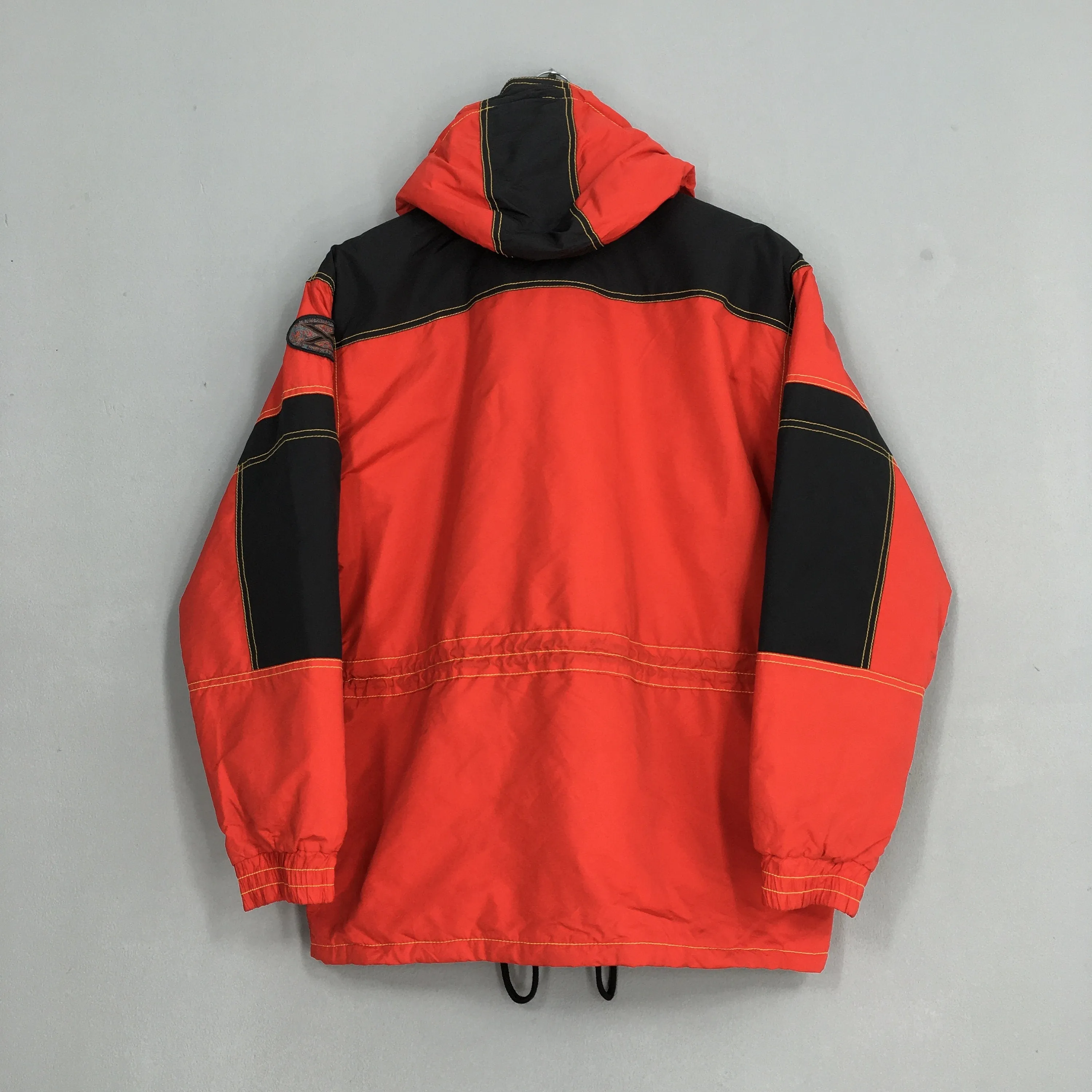 Snow Art Hooded Ski Wear Jacket Medium