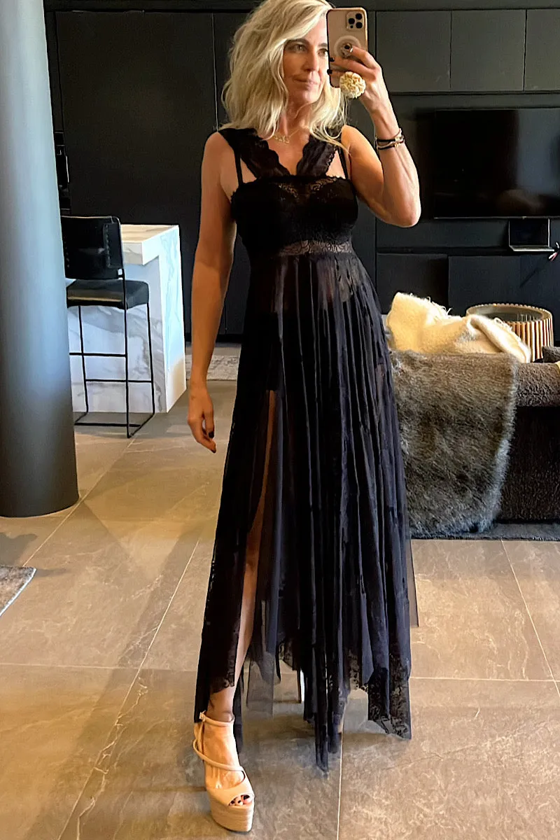 The Crissy Lace Dress Long