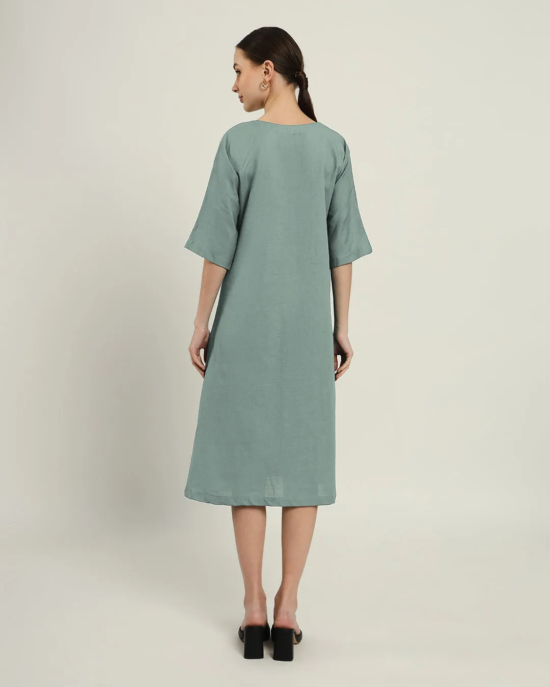 The Mildura Daisy Carolina Linen Dress