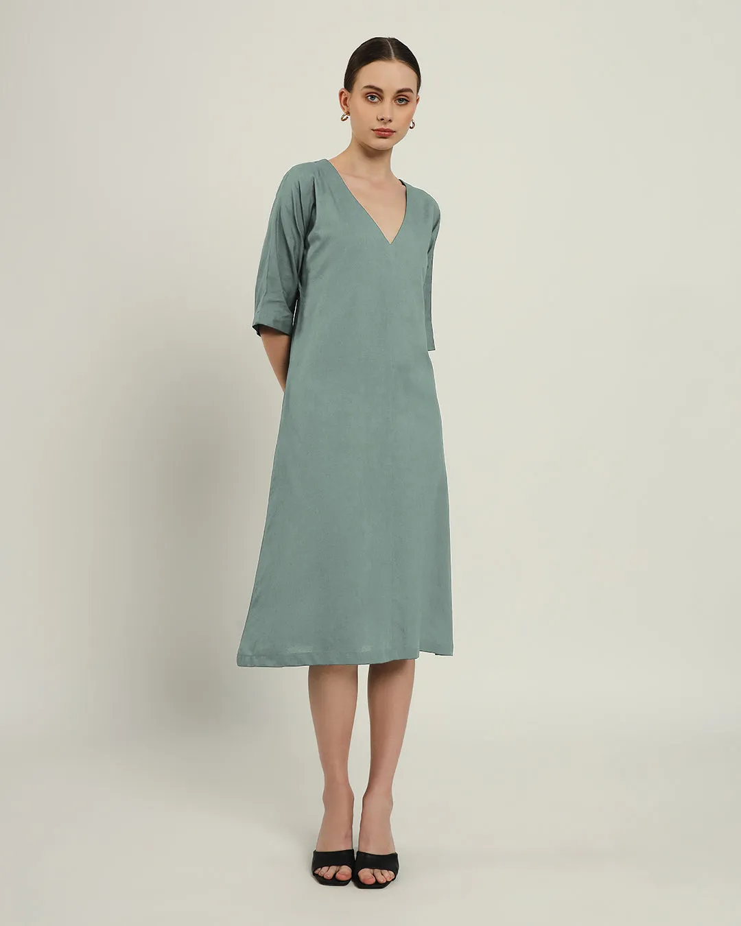 The Mildura Daisy Carolina Linen Dress