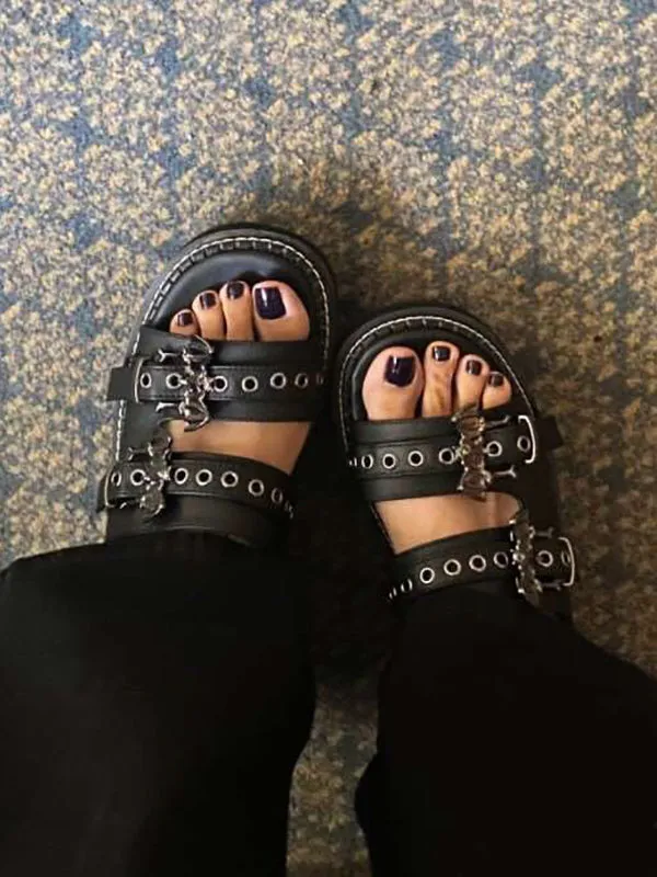 Toleet Bat Double Buckle Platform Sandals