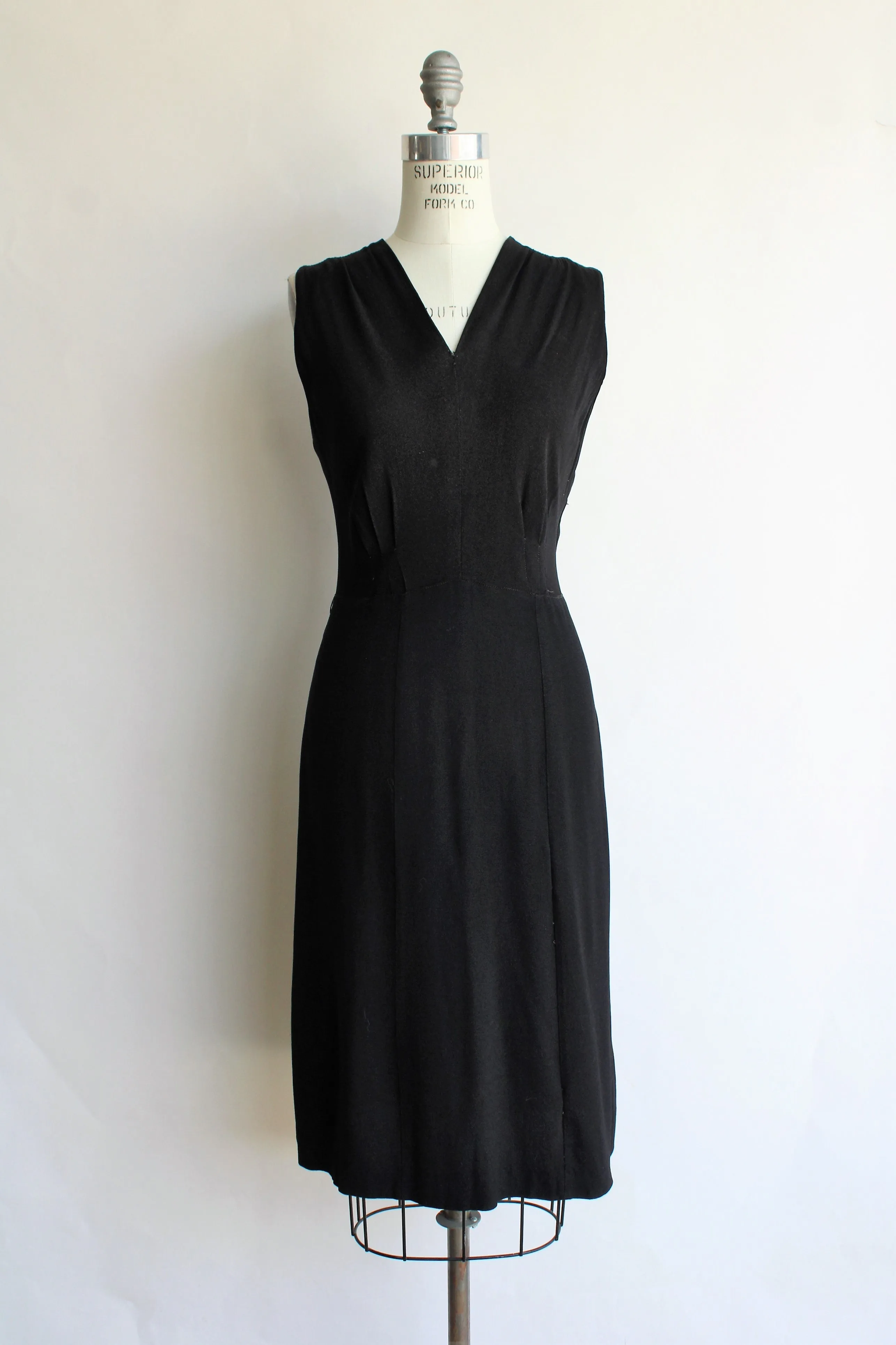 Vintage 1940s Black Rayon Sleeveless Dress