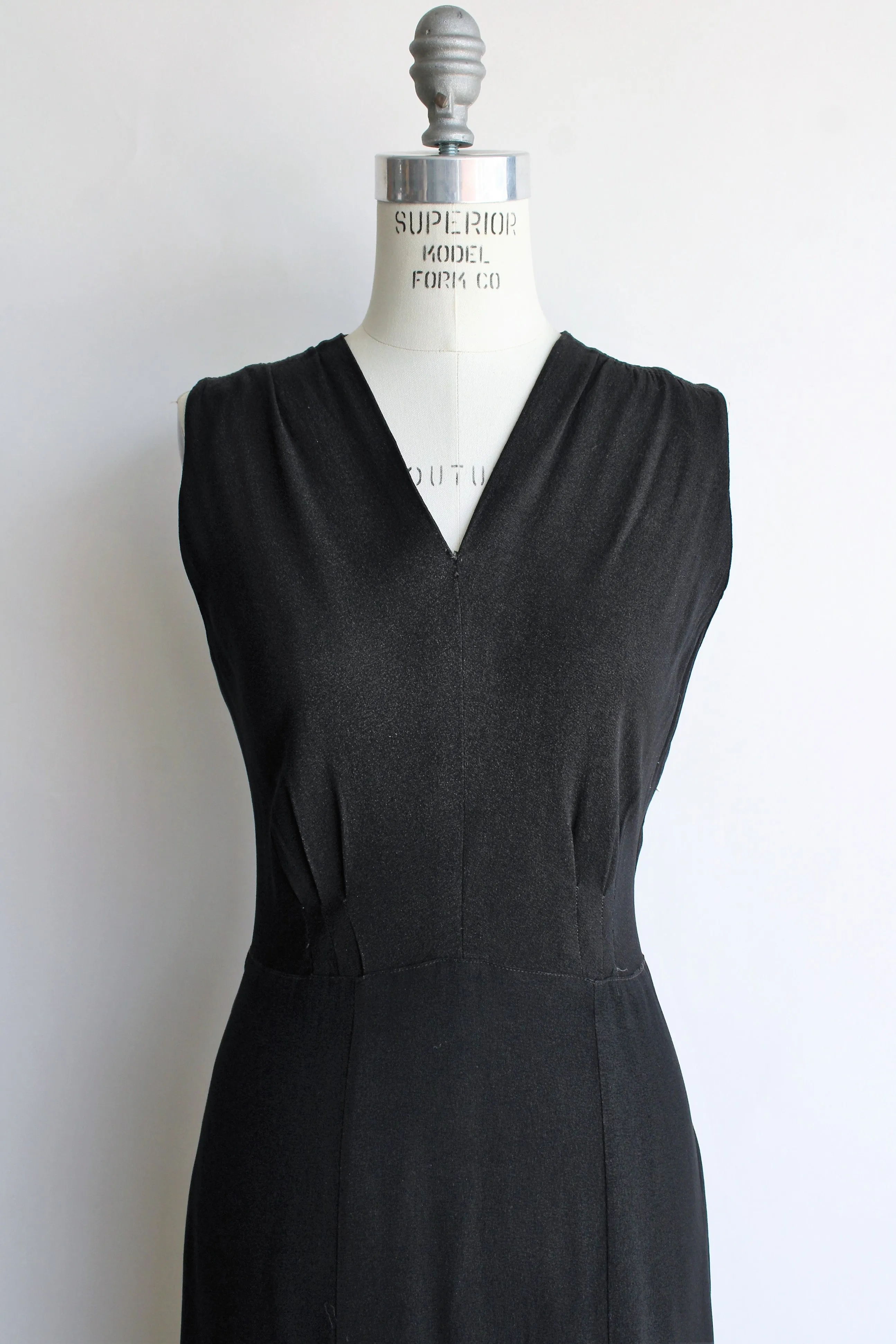 Vintage 1940s Black Rayon Sleeveless Dress
